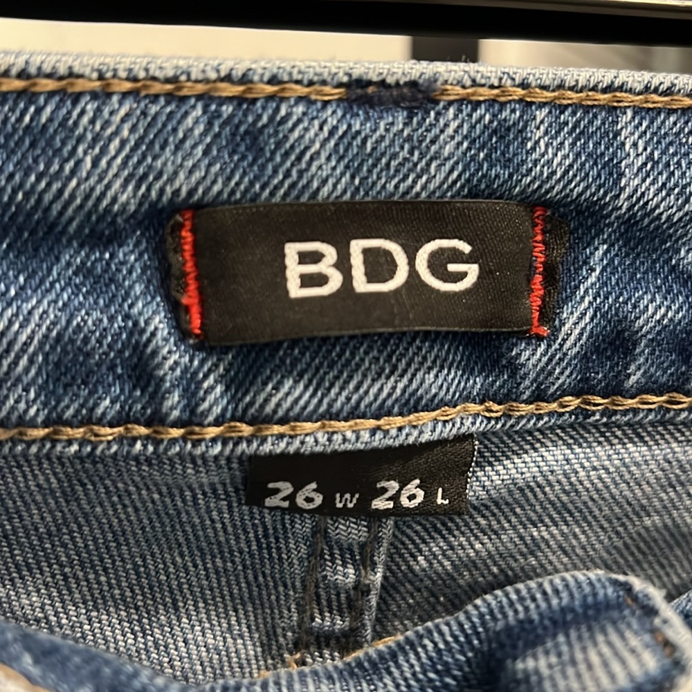 BDG Girlfriend Jean - Picture 3 of 5